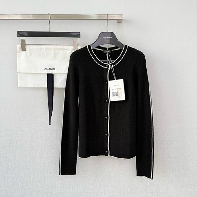 chanel black white contrast piping round neck knit cardigan